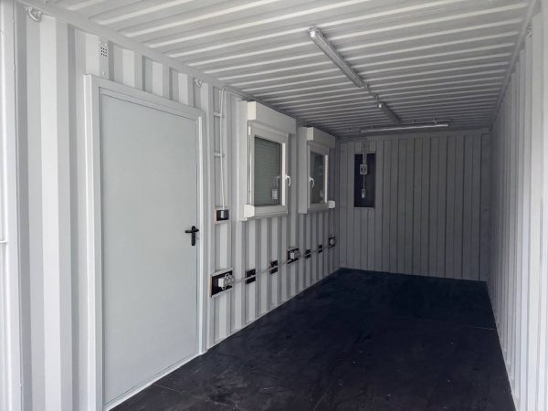20-Fuss Lagercontainer ONE WAY mit Fenster und Personentür – Neu
