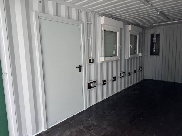 20-Fuss Lagercontainer ONE WAY mit Fenster und Personentür – Neu